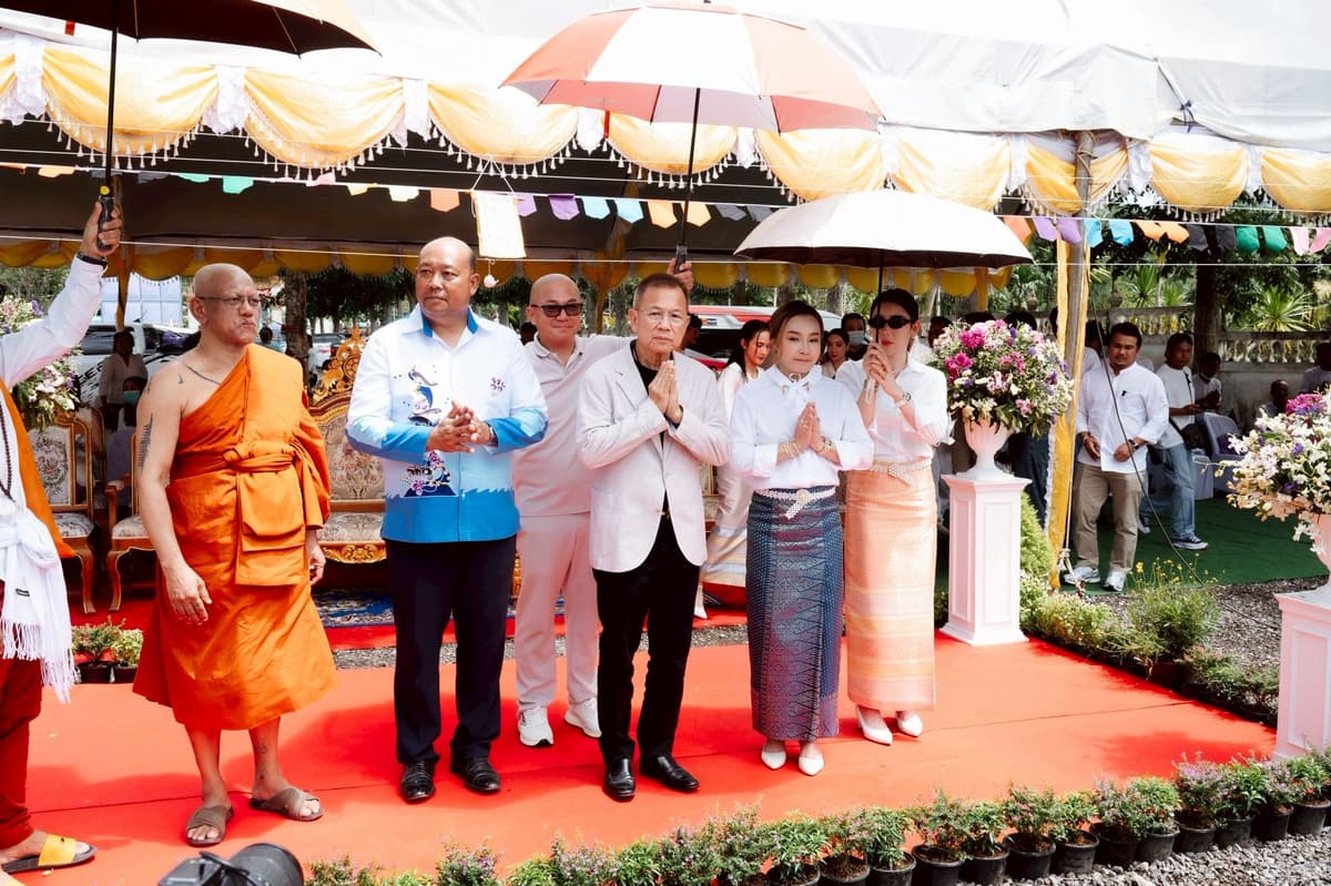 LINE_ALBUM_งานพลีมวลสาร วัดในเตา 28-5-20251_250703_4_0.jpg